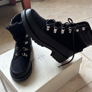 Macy’s Style & Co Fantasiaa Black boots. Size 6